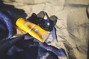 sun_sunblock_sun_block_balm_creme_beach_summer_vacation-722719.jpg